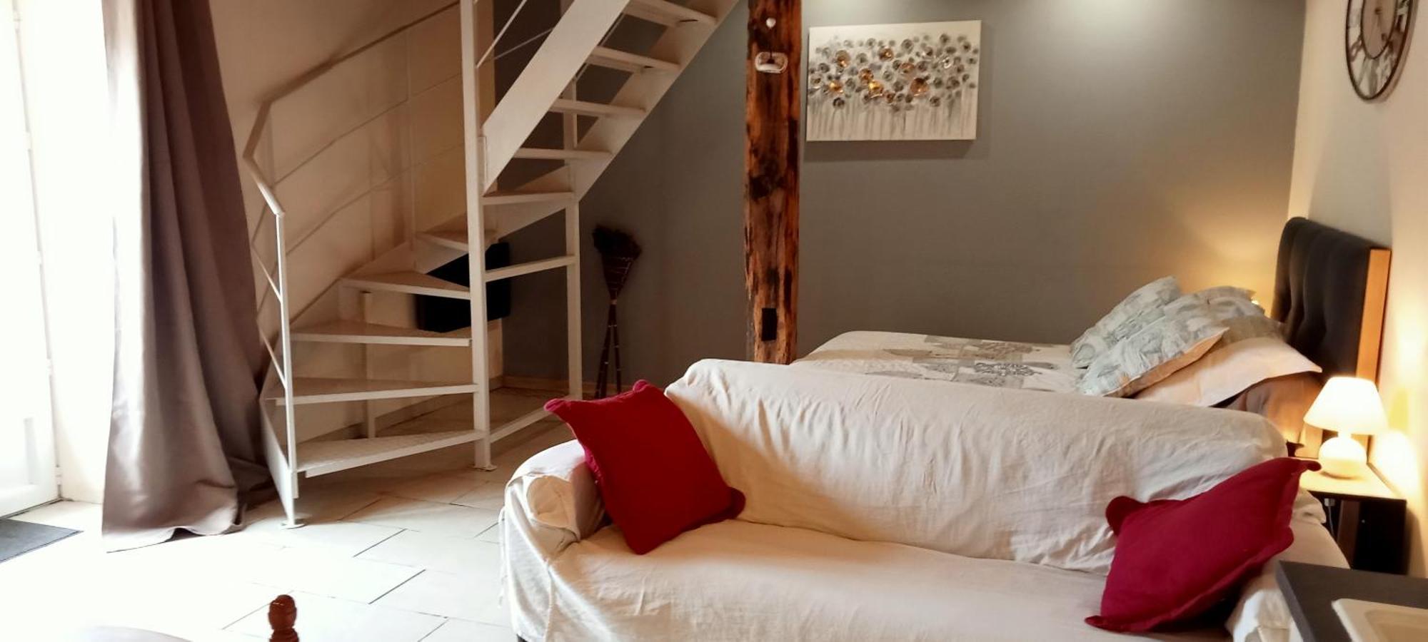La Dame Blanche Bed & Breakfast Saint-Maurice-d'Ibie Exterior photo